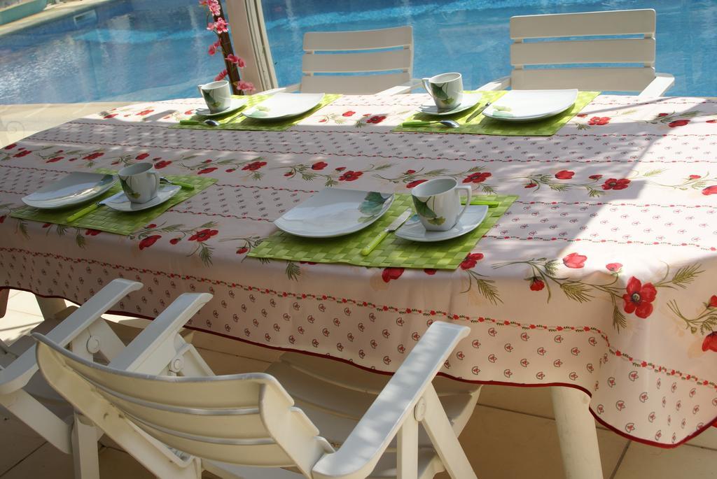 Air Du Temps Bed & Breakfast Ceyreste Екстериор снимка