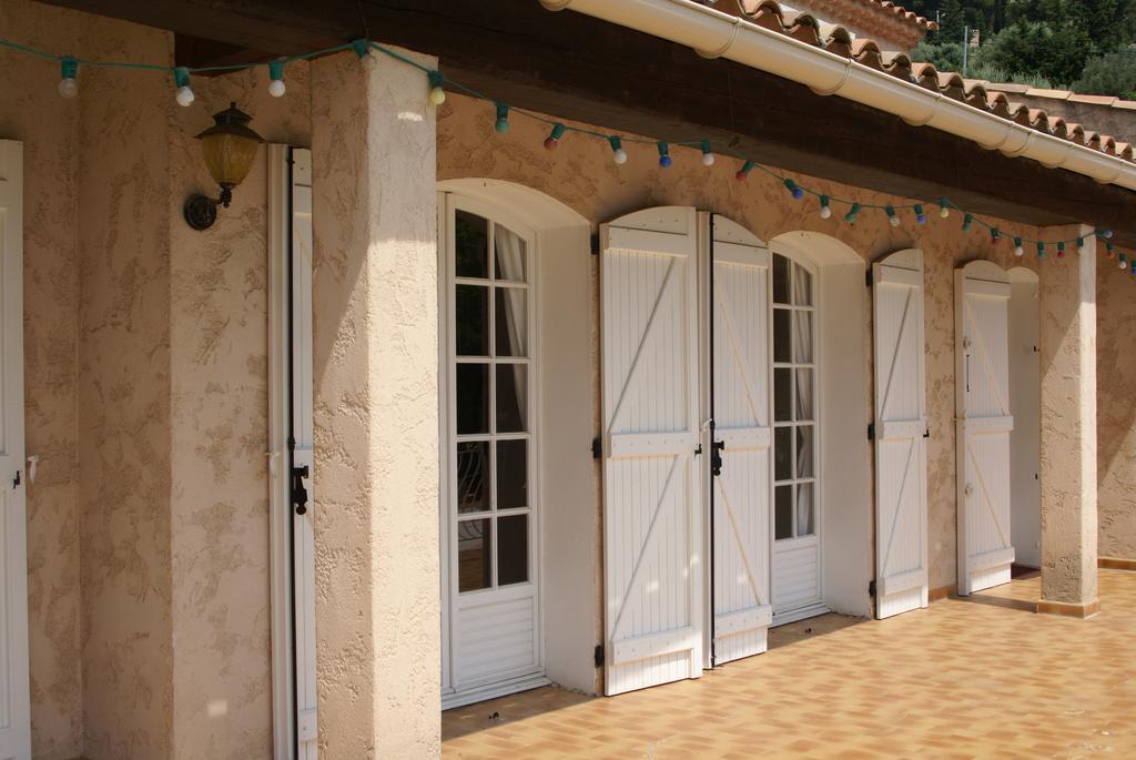 Air Du Temps Bed & Breakfast Ceyreste Екстериор снимка